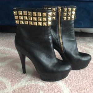 Micheal Kors studded Black leather Booties - Size 8